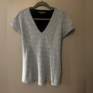 𝅺a Pea in the Pod shirt - maternity, light blue v-neck short sleeve